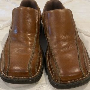 Steve Madden Slip Ons